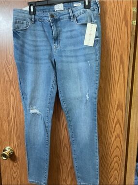 True Craft Light Blue Skinny Jeans with Distressed Knees